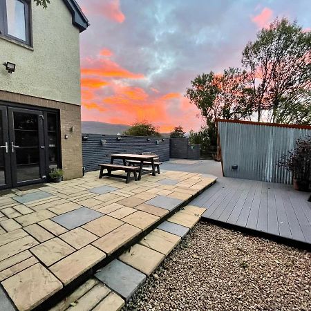 Stylish, Central Studio With Kitchen & Large Deck Fort William Buitenkant foto
